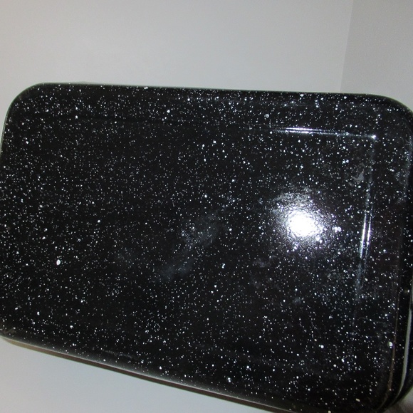 Vintage Speckled enamel roasting Pan - Picture 3 of 11